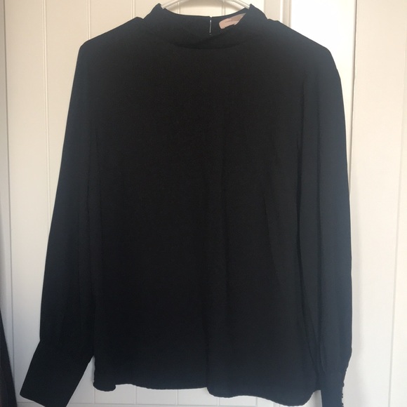 👯‍♀️💃🏻Black Top Bundle💃🏻👯‍♀️ - Picture 6 of 8